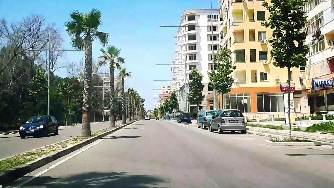 Vila M Vera Rooms With Kitchen And Apartments Durrës Exterior foto