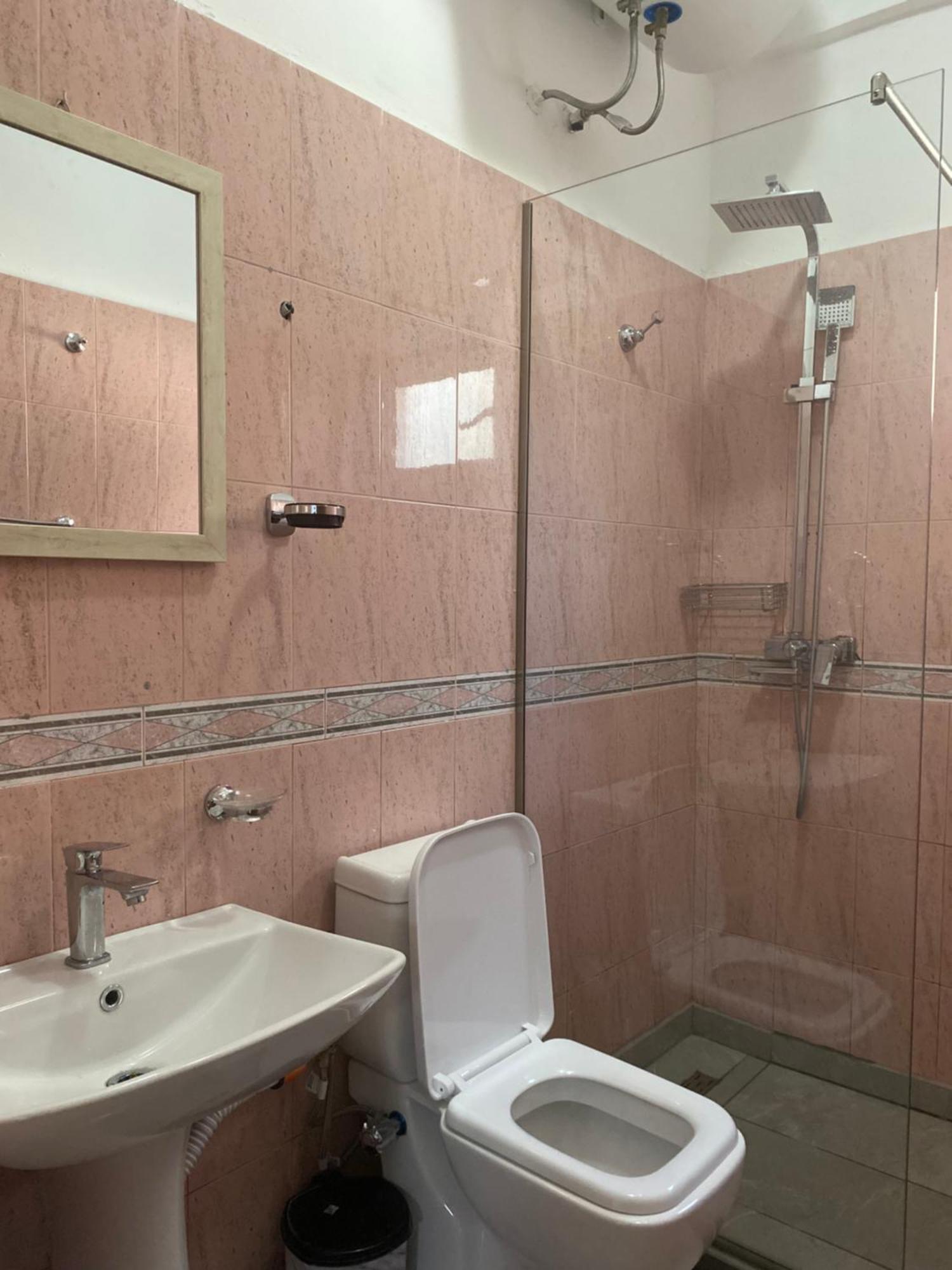 Vila M Vera Rooms With Kitchen And Apartments Durrës Exterior foto