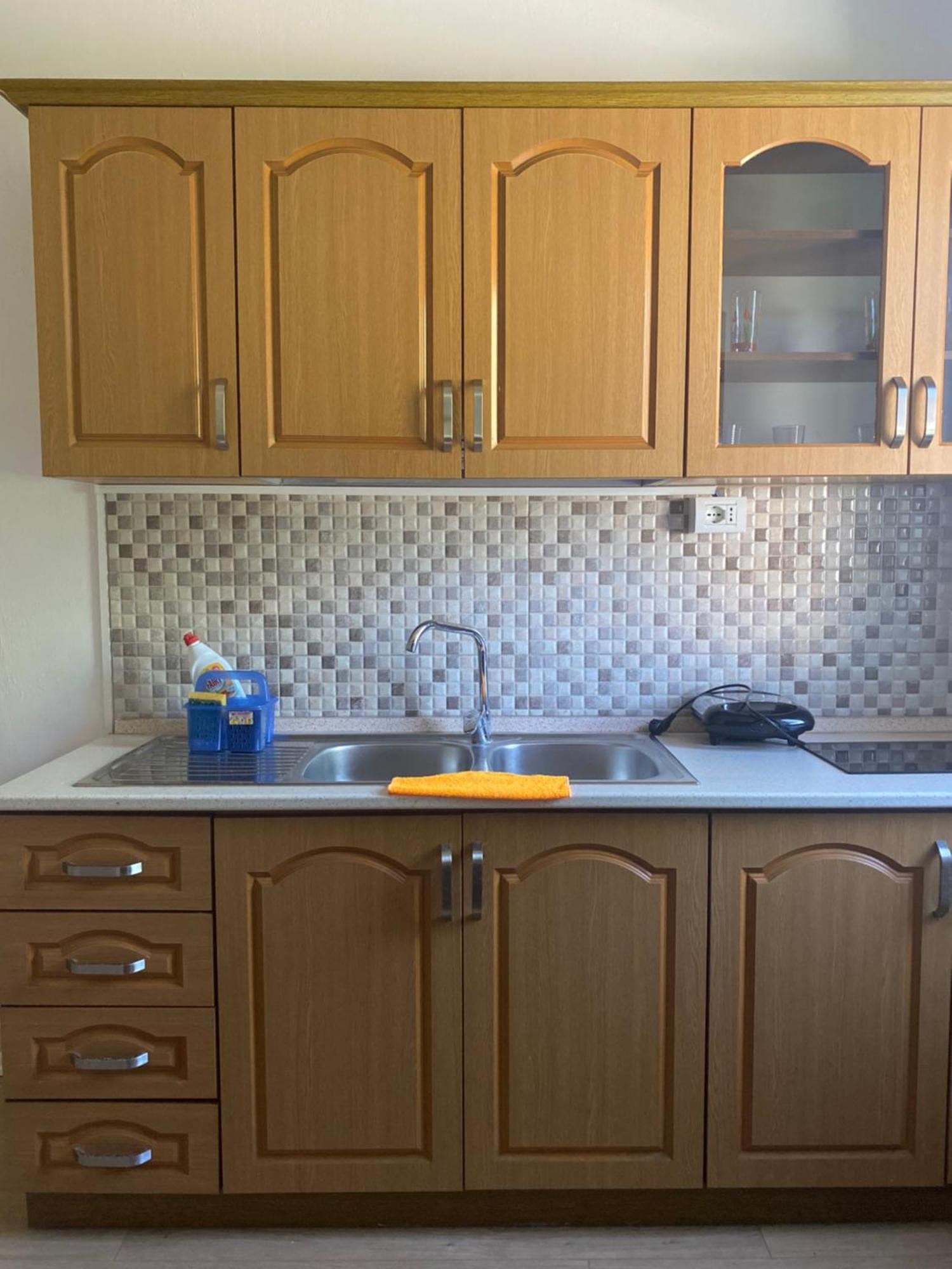 Vila M Vera Rooms With Kitchen And Apartments Durrës Exterior foto
