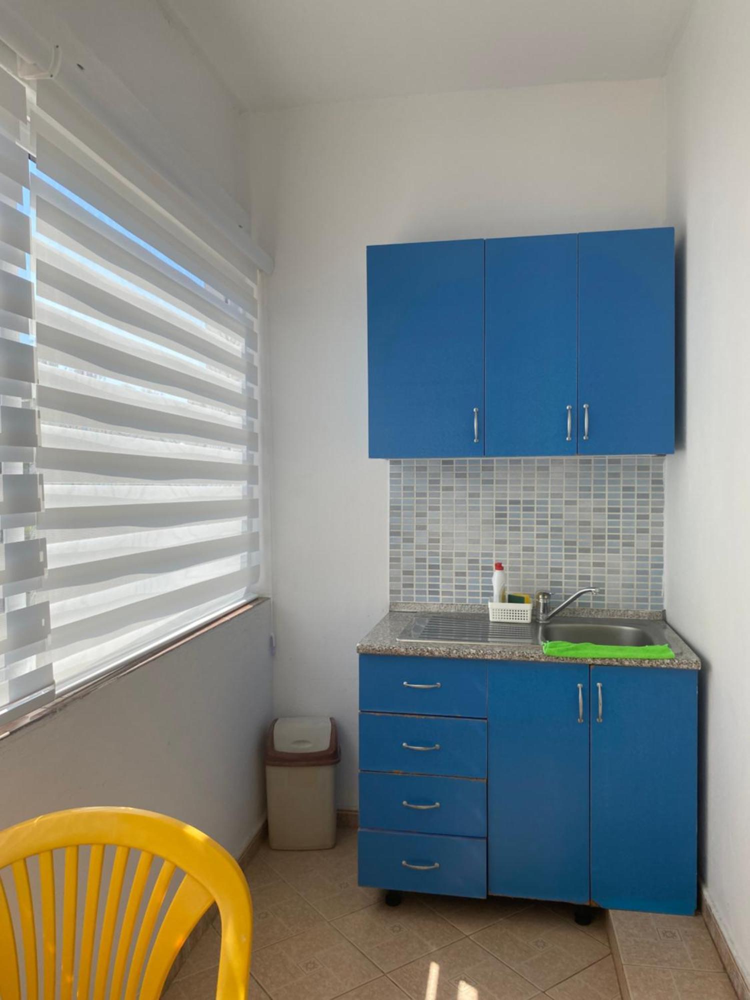 Vila M Vera Rooms With Kitchen And Apartments Durrës Exterior foto